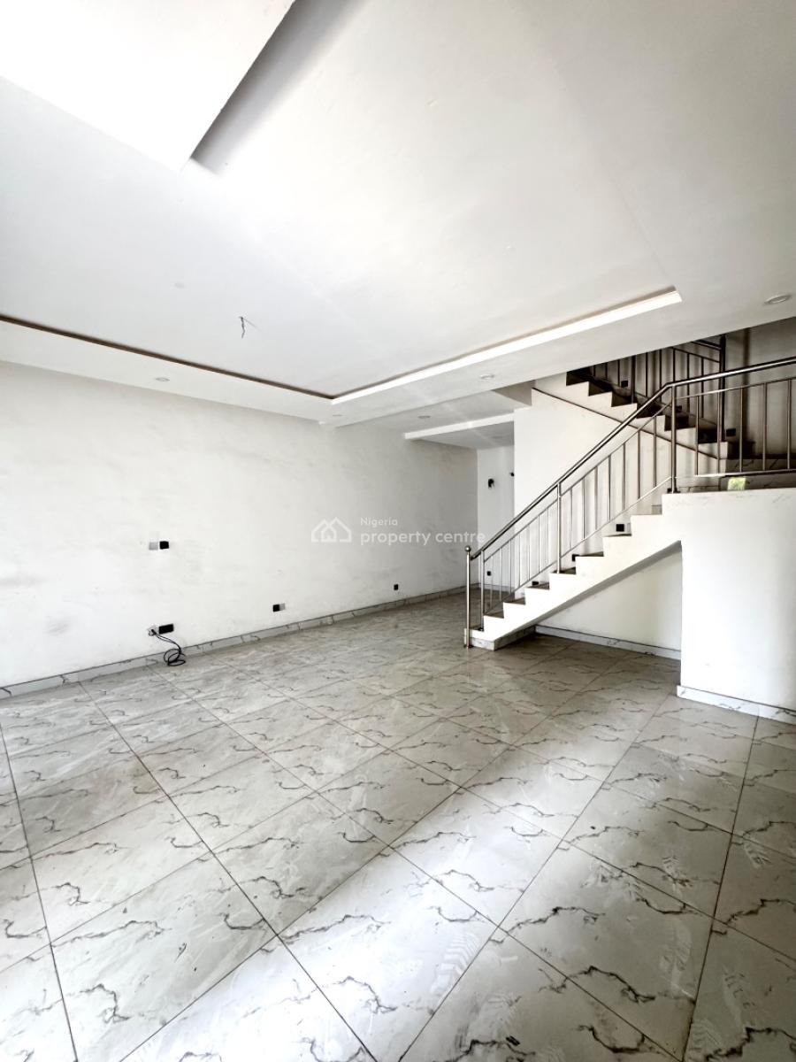 4 𝐁𝐄𝐃𝐑𝐎𝐎𝐌 𝐓𝐄𝐑𝐑𝐀𝐂𝐄 𝐃𝐔𝐏𝐋𝐄𝐗 𝐎𝐍 2 𝐅𝐋𝐎𝐎𝐑𝐒, Ajah, Lagos, Ajah, Lagos, Terraced Duplex for Rent