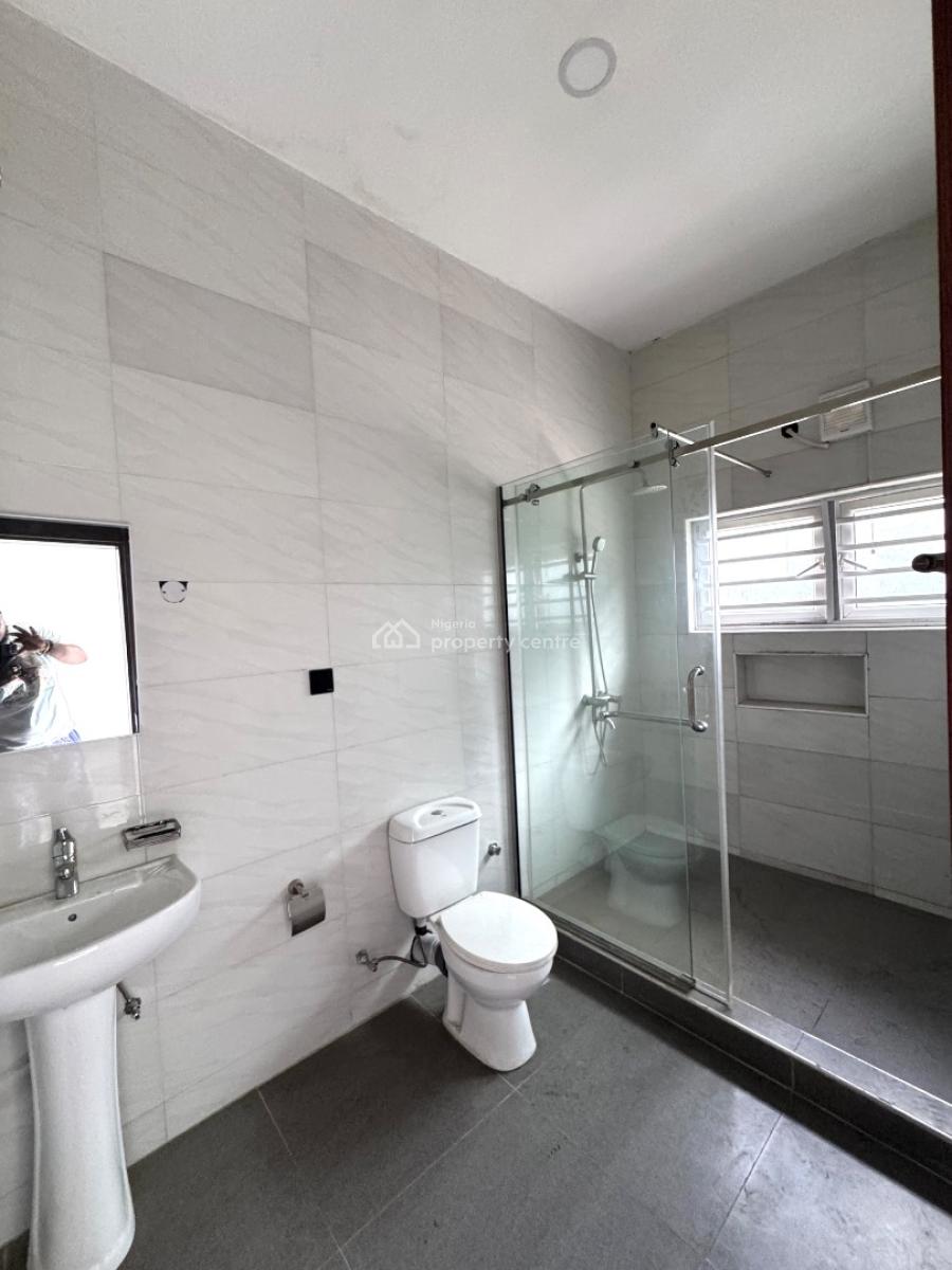 4 𝐁𝐄𝐃𝐑𝐎𝐎𝐌 𝐓𝐄𝐑𝐑𝐀𝐂𝐄 𝐃𝐔𝐏𝐋𝐄𝐗 𝐎𝐍 2 𝐅𝐋𝐎𝐎𝐑𝐒, Ajah, Lagos, Ajah, Lagos, Terraced Duplex for Rent