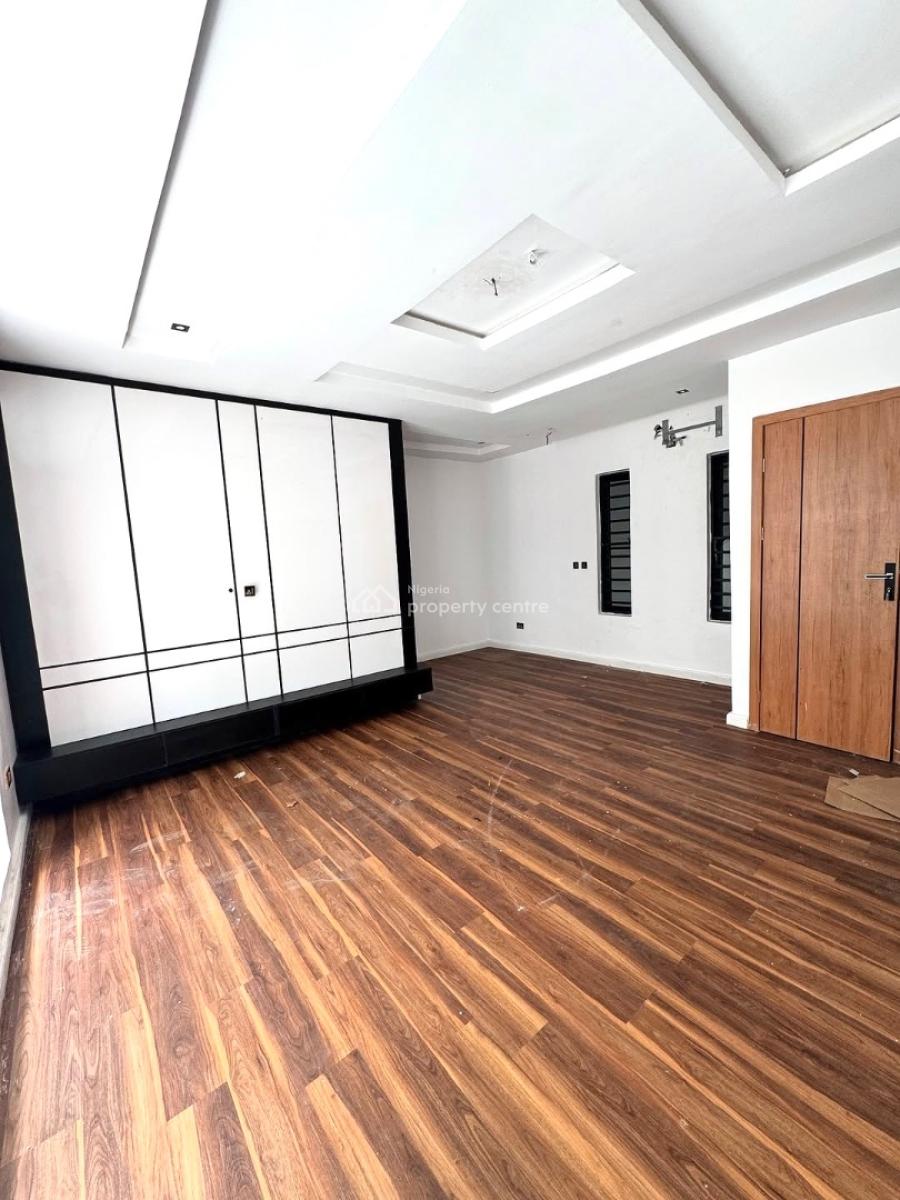 𝐖𝐄𝐋𝐋 𝐌𝐀𝐈𝐍𝐓𝐀𝐈𝐍𝐄𝐃 2 𝐁𝐄𝐃𝐑𝐎𝐎𝐌 𝐀𝐏𝐀𝐑𝐓𝐌𝐄𝐍𝐓, Ikate, Lekki, Ikate, Lekki, Lagos, Flat / Apartment for Rent