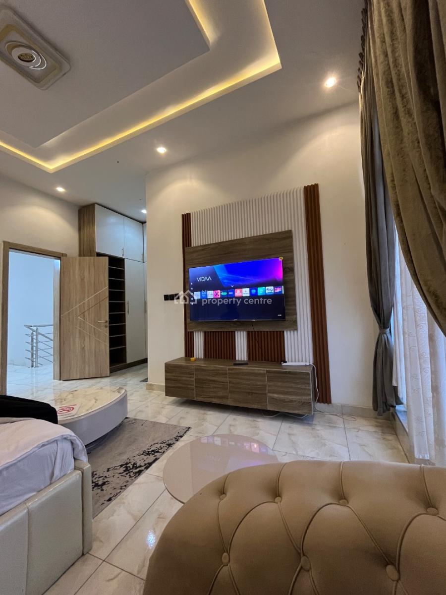 4br Duplex  24hrs Power & Wi-fi  Ikota Villa, Royalty Road 14(goodwill St), House 8 , Unit 3 Ikota Villa Estate., Ikota, Lekki, Lagos, Flat / Apartment Short Let