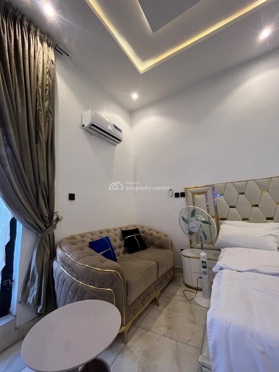 4br Duplex  24hrs Power & Wi-fi  Ikota Villa, Royalty Road 14(goodwill St), House 8 , Unit 3 Ikota Villa Estate., Ikota, Lekki, Lagos, Flat / Apartment Short Let