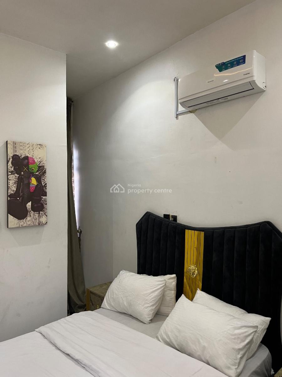 4br Duplex  24hrs Power & Wi-fi  Ikota Villa, Royalty Road 14(goodwill St), House 8 , Unit 3 Ikota Villa Estate., Ikota, Lekki, Lagos, Flat / Apartment Short Let