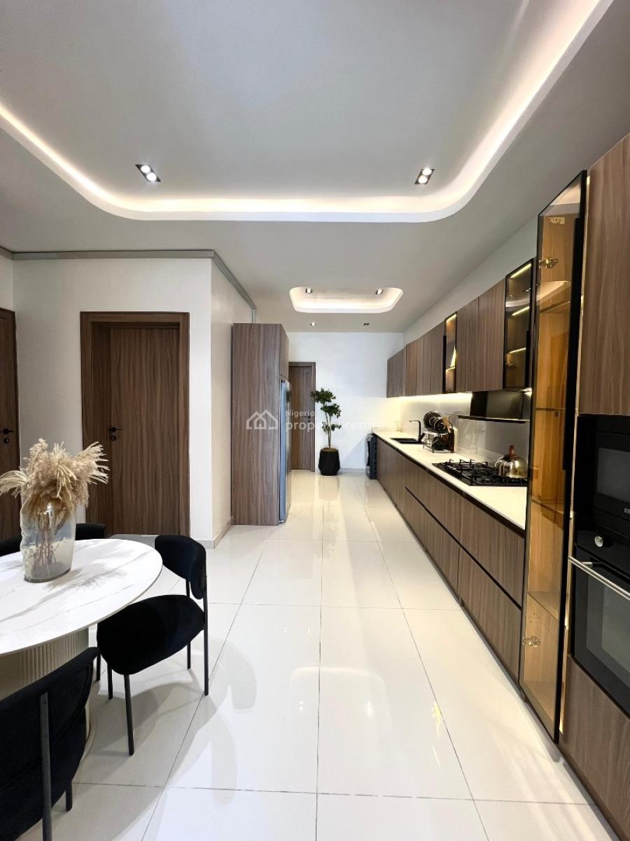 Luxury 2 Bedroom Apartment with Pool and Gym, Off Admiralty Way, Lekki Phase 1, Lekki, Lagos, Flat / Apartment Short Let