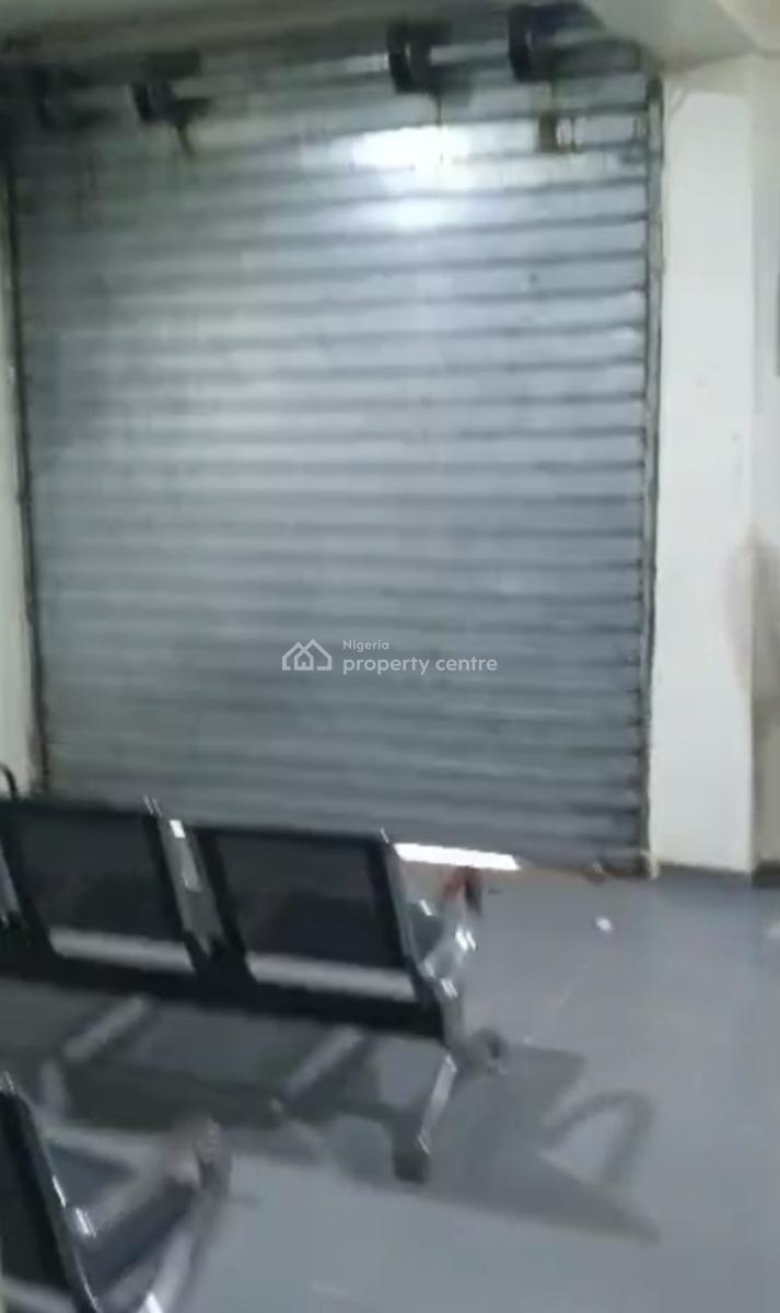 Massively Spacious Shop, Bariga, Shomolu, Lagos, Shop for Rent