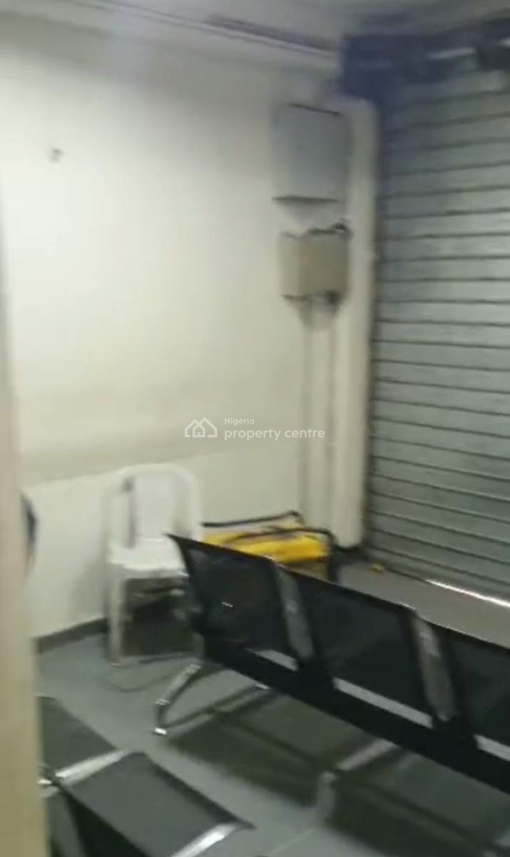Massively Spacious Shop, Bariga, Shomolu, Lagos, Shop for Rent