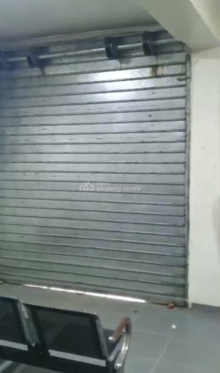 Massively Spacious Shop, Bariga, Shomolu, Lagos, Shop for Rent