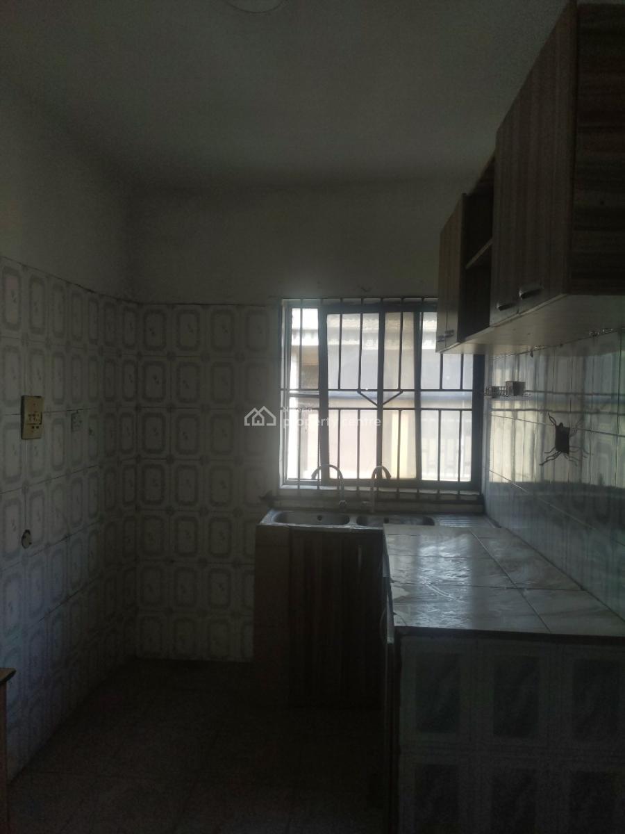 3 Bedroom, College Road, Ogba, Ikeja, Lagos, Flat / Apartment for Rent