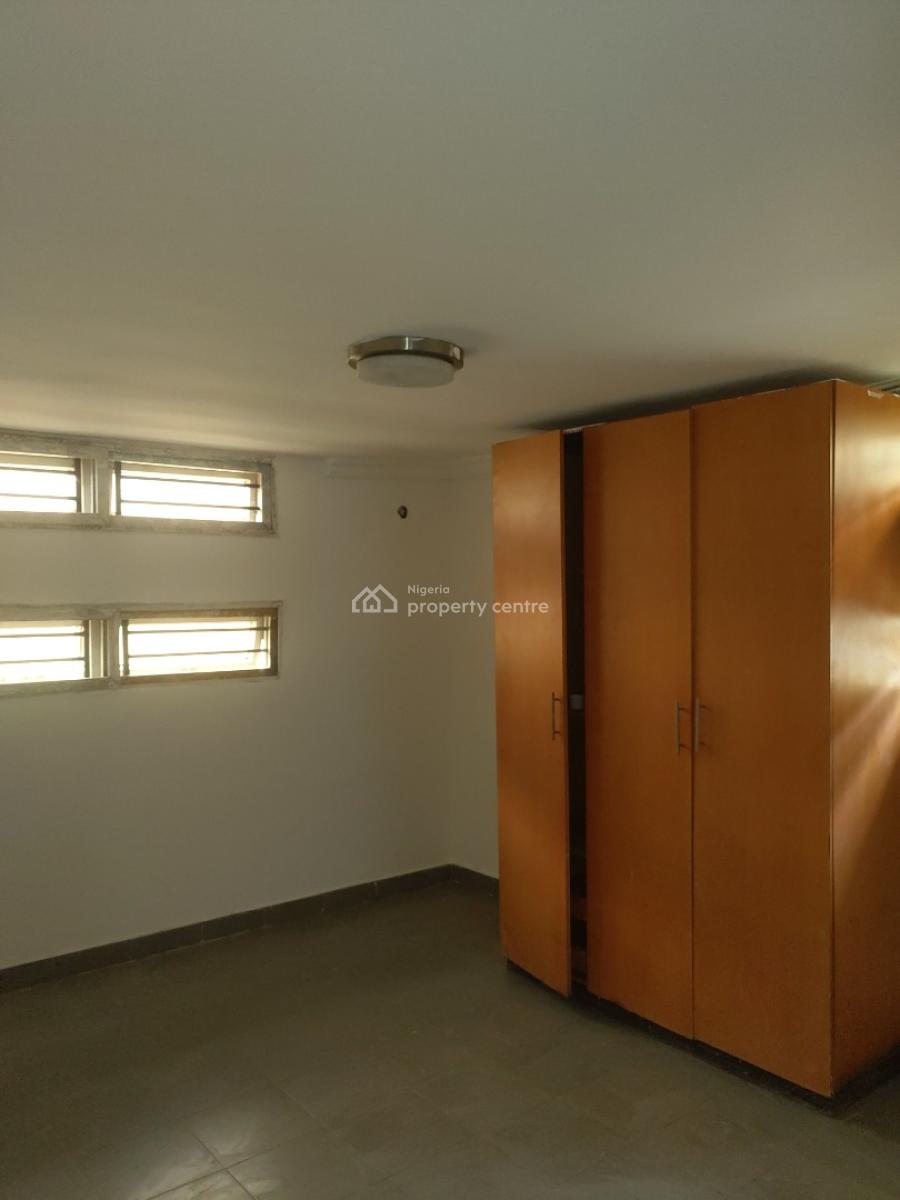 3 Bedroom Flat, Gra Phase 1, Magodo, Lagos, Flat / Apartment for Rent