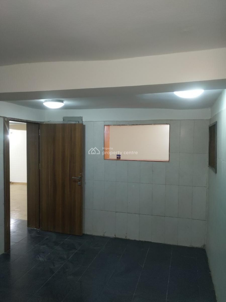 3 Bedroom Flat, Gra Phase 1, Magodo, Lagos, Flat / Apartment for Rent