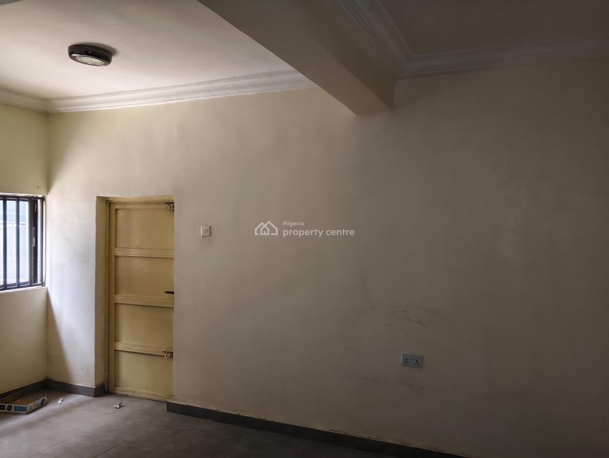 Spacious One Bedroom Flat, Area 3, Garki, Abuja, Flat / Apartment for Rent