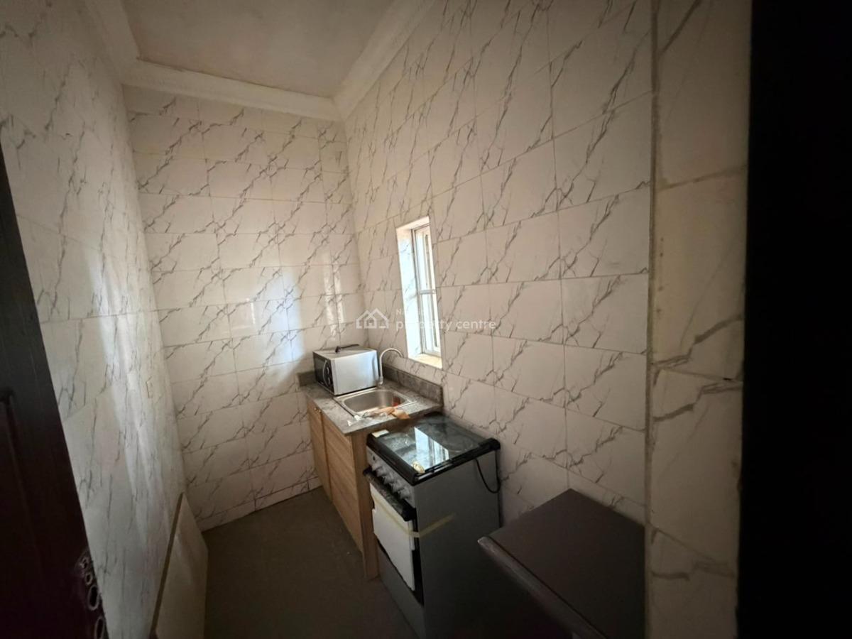 Spacious One Bedroom Apartment, Zone 1, Wuse, Abuja, Flat / Apartment for Rent