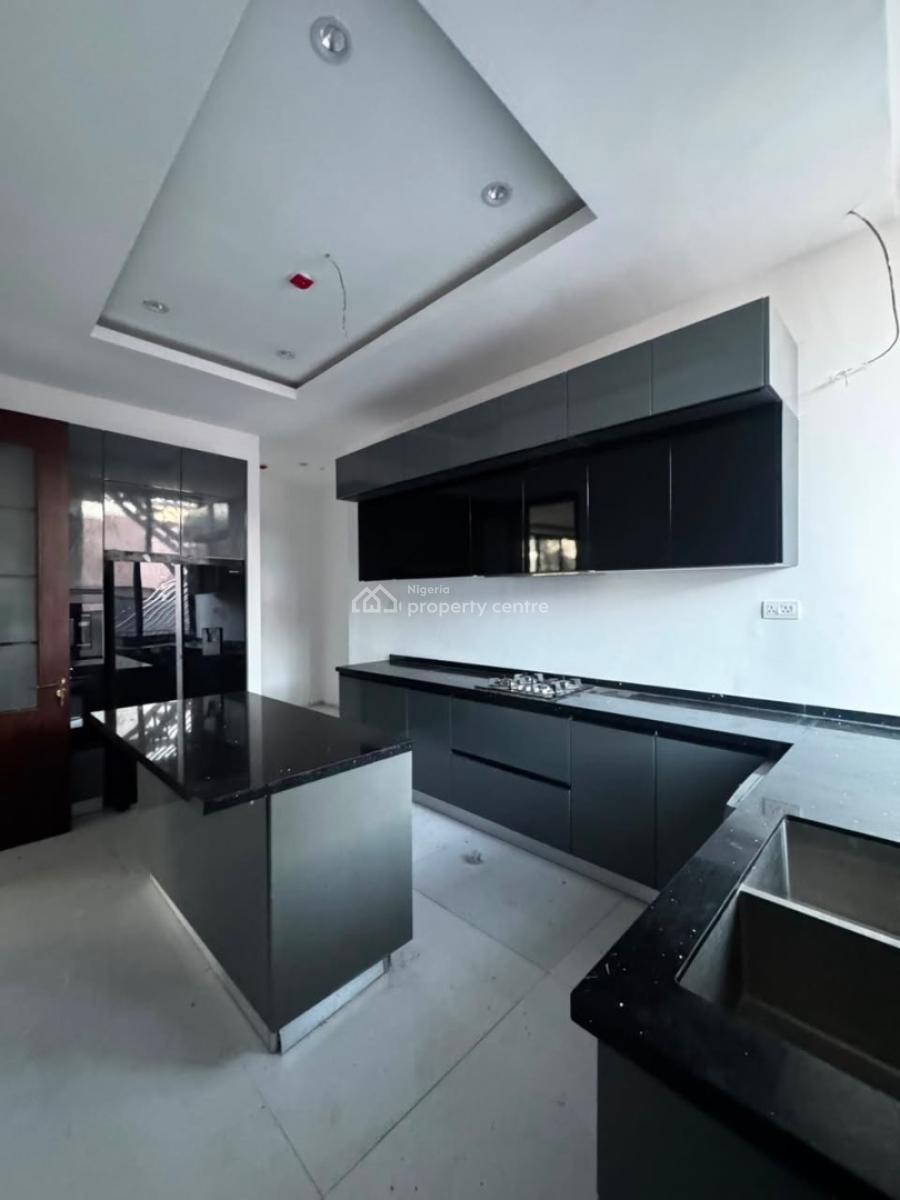 Newly Built 3 Bedroom Apartment in Lekki Phase 1, Off Admirality Way, Lekki Phase 1, Lekki, Lagos, Flat / Apartment for Rent