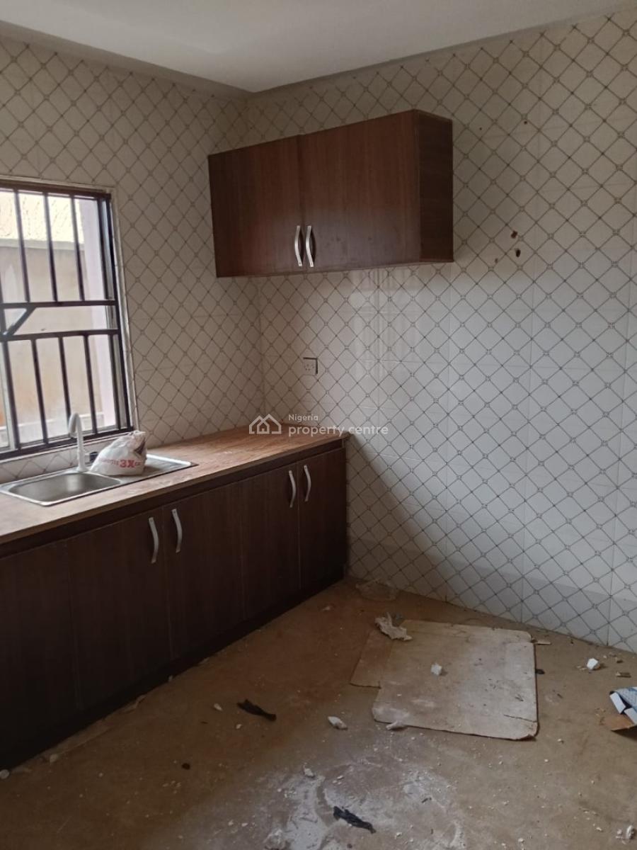 Lovely Executive 3 Bedroom Flat, Shasha, Egbeda, Alimosho, Lagos, Flat / Apartment for Rent