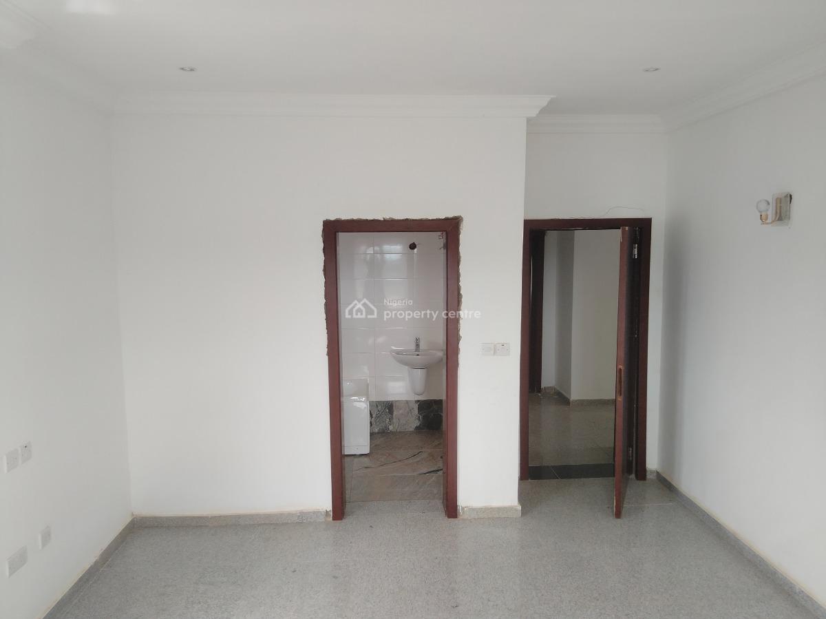 Stunning Five-bedroom Fully Detached Duplex with a Bq, Dantata Bridge Express, Galadimawa, Abuja, Detached Duplex for Sale