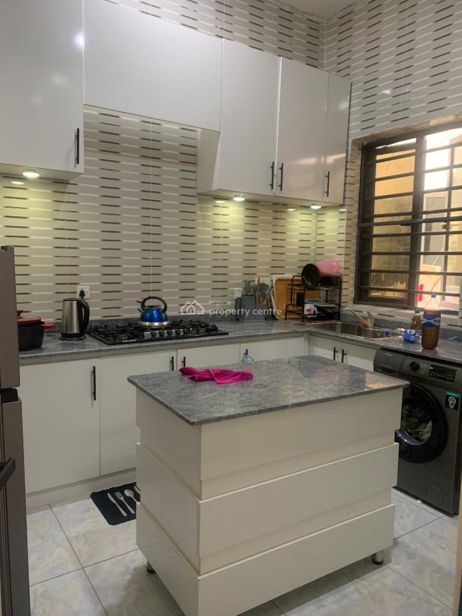Luxurious 1bedroom Apartment, Lekki Phase 2, Lekki, Lagos, Flat / Apartment for Rent