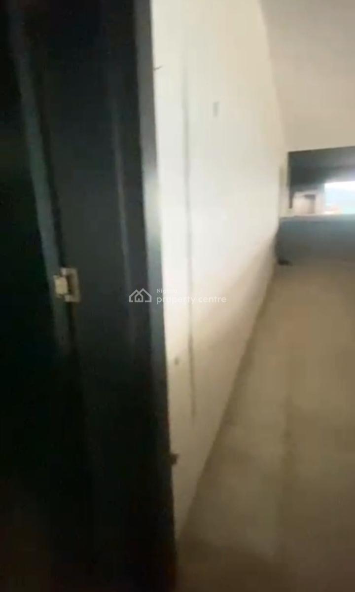 Massively Spacious Space at Rooftop with Working Elevator, Gwarinpa, Abuja, Commercial Property for Rent