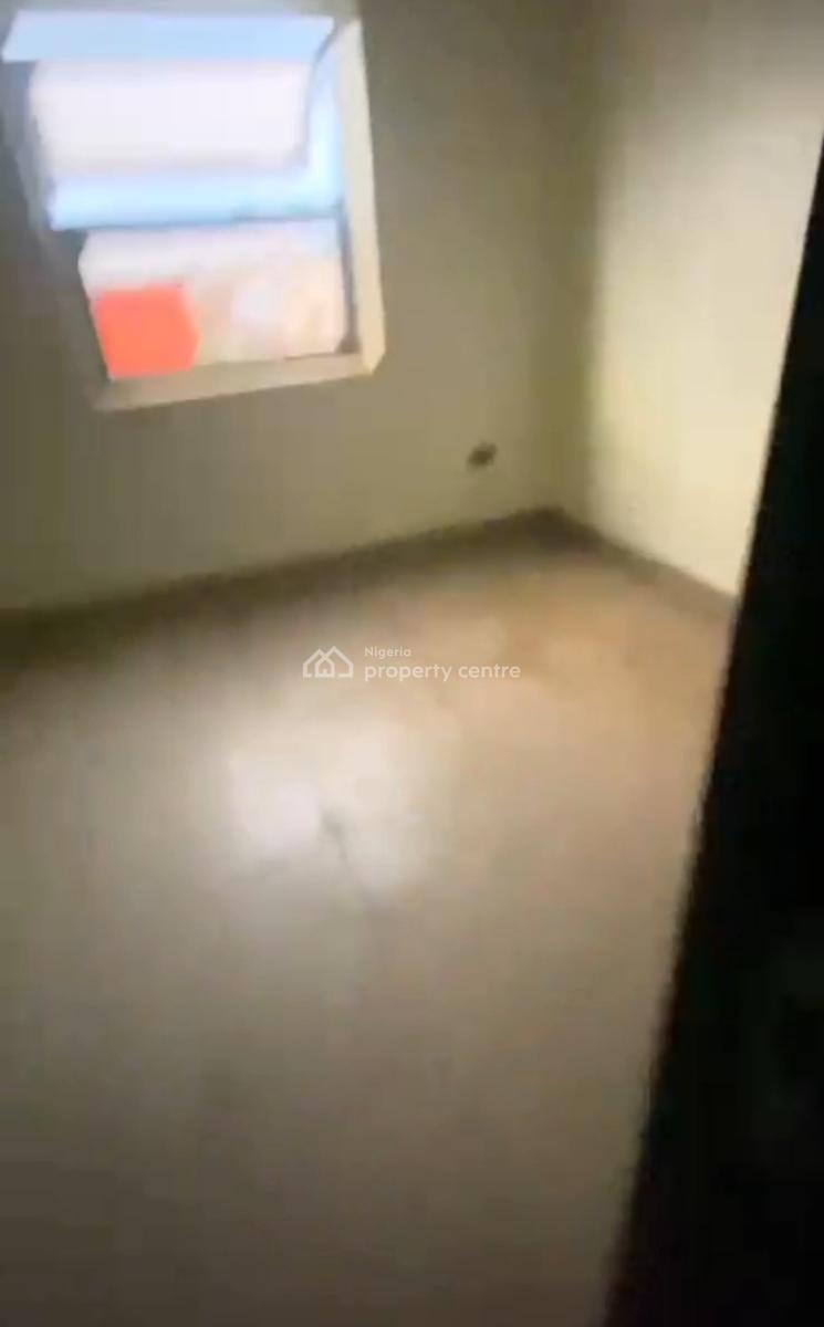 Massively Spacious Space at Rooftop with Working Elevator, Gwarinpa, Abuja, Commercial Property for Rent
