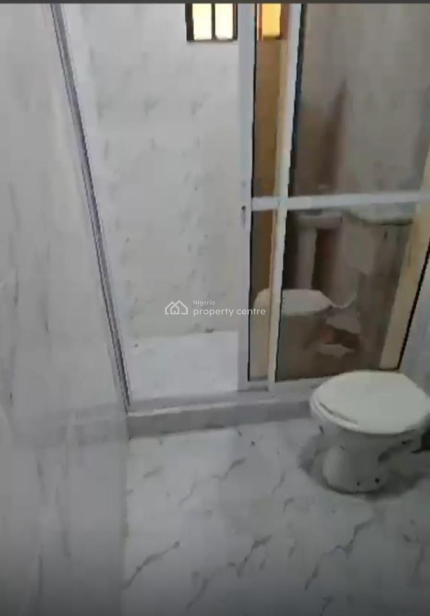 Video Available of a 2 Bedroom Flat, Vgc, Lekki, Lagos, Flat / Apartment for Rent