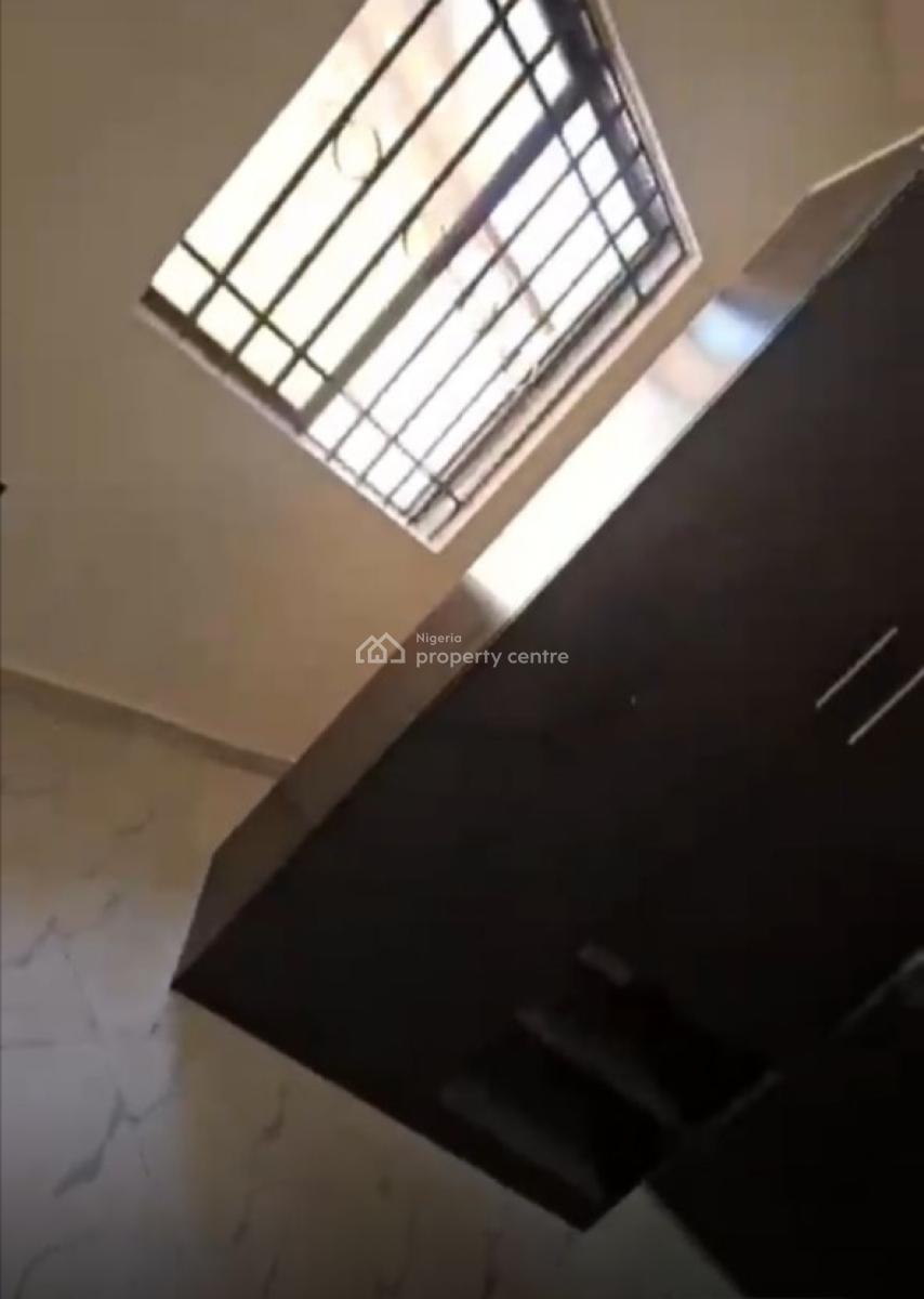 Video Available of a 2 Bedroom Flat, Vgc, Lekki, Lagos, Flat / Apartment for Rent