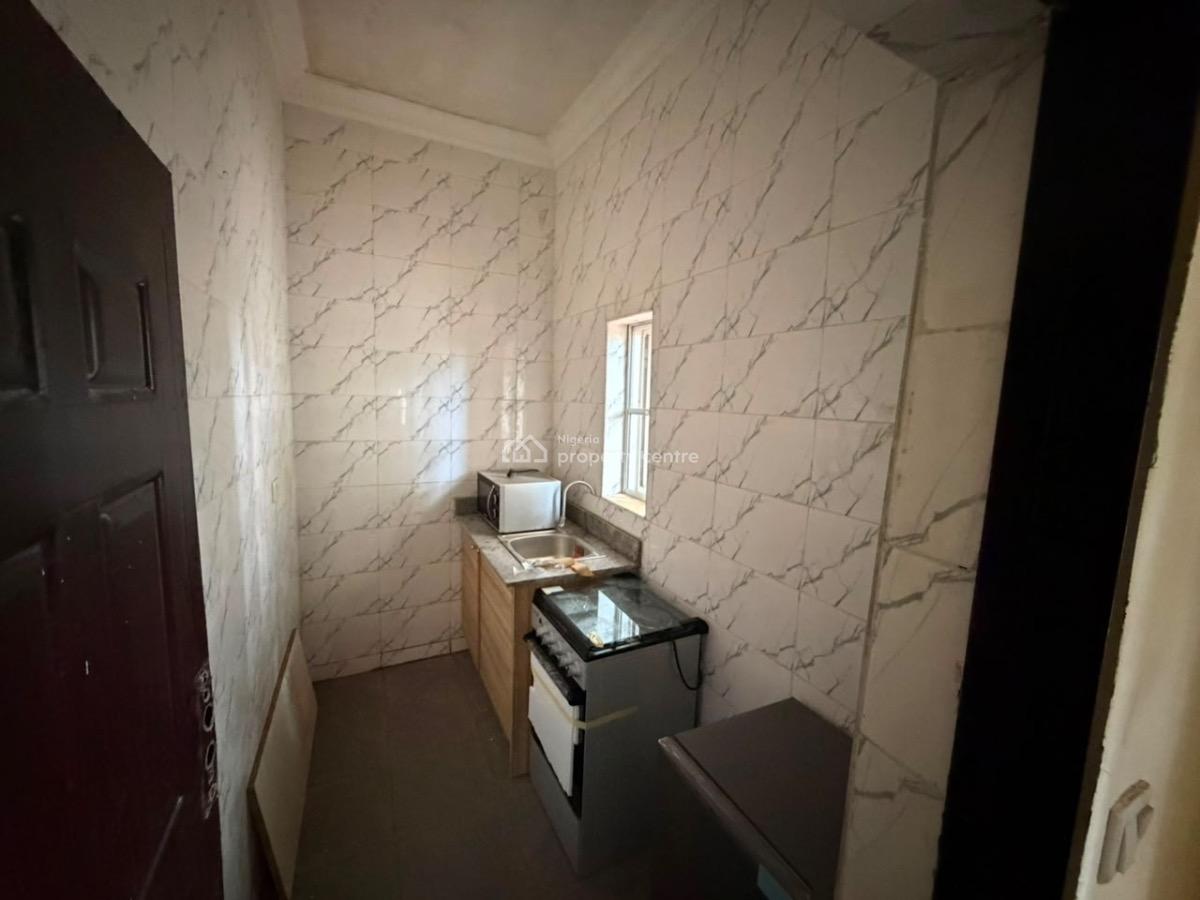 Spacious 1 Bedroom, Wuse, Zone 1, Wuse, Abuja, Mini Flat (room and Parlour) for Rent
