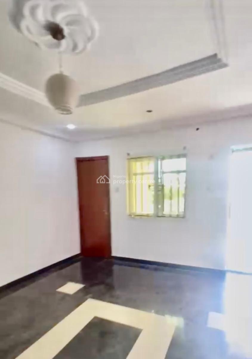 Spacious and Sharp Upstairs in Serene Surroundings, Mobil Road, Ajah, Lagos, Flat / Apartment for Rent