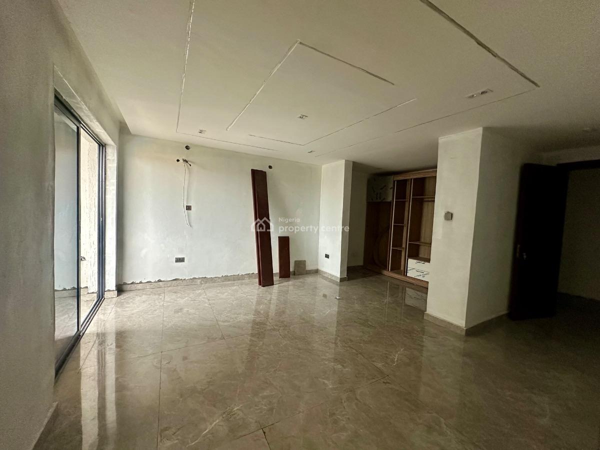 4 Bedroom Semi Detached House, Yaba, Lagos, Semi-detached Duplex for Sale