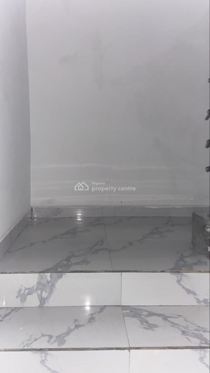 a 4 Bedroom Semi Detached+ Bq in an Estate, De Castle Estate, Lekki, Lagos, Semi-detached Duplex for Rent