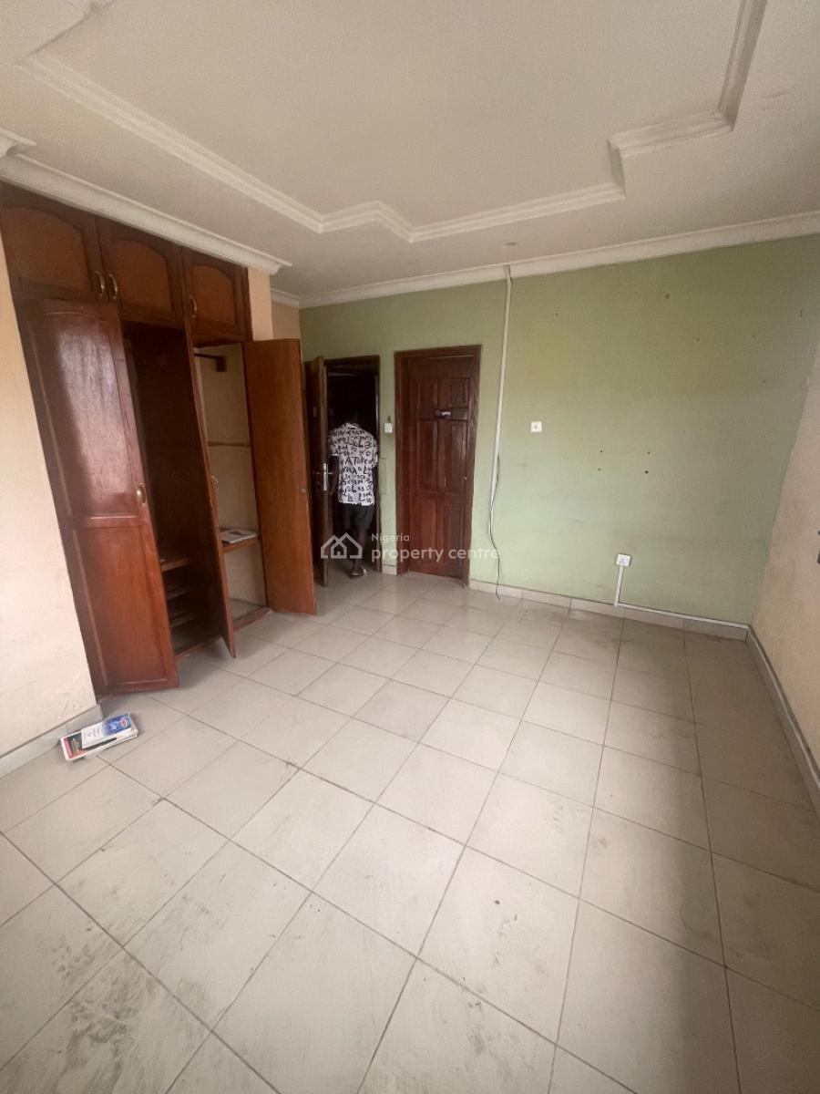 Spacious 3 Bedroom Apartment, Medina Estate, Gbagada, Lagos, Flat / Apartment for Rent