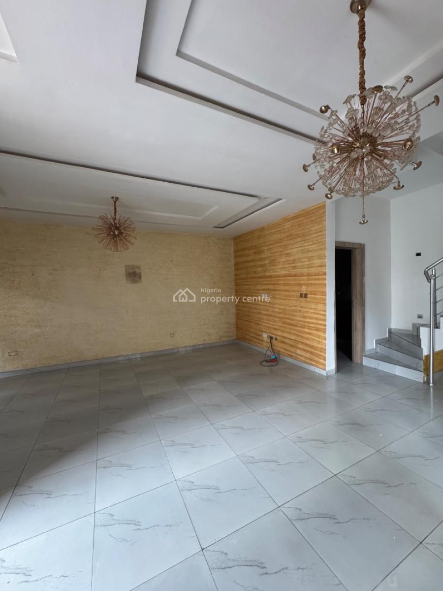 4 𝐁𝐄𝐃𝐑𝐎𝐎𝐌 𝐒𝐄𝐌𝐈 𝐃𝐄𝐓𝐀𝐂𝐇𝐄𝐃 𝐃𝐔𝐏𝐋𝐄𝐗, Orchid, Lekki, Lekki Phase 2, Lekki, Lagos, Semi-detached Duplex for Rent