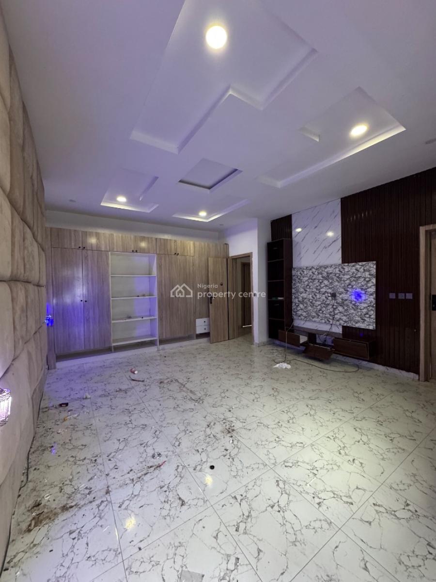 𝐌𝐀𝐈𝐍𝐓𝐀𝐈𝐍𝐄𝐃 4 𝐁𝐄𝐃𝐑𝐎𝐎𝐌 𝐓𝐄𝐑𝐑𝐀𝐂𝐄 𝐃𝐔𝐏𝐋𝐄𝐗, Orchid, Lekki, Lekki Phase 2, Lekki, Lagos, Terraced Duplex for Rent