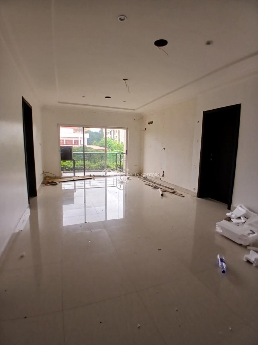 Serviced with 24/7 Power Supply 2 Bedroom En-suite Flat. It Will Waiti, Lekki Phase 1, Lekki, Lagos, Flat / Apartment for Rent