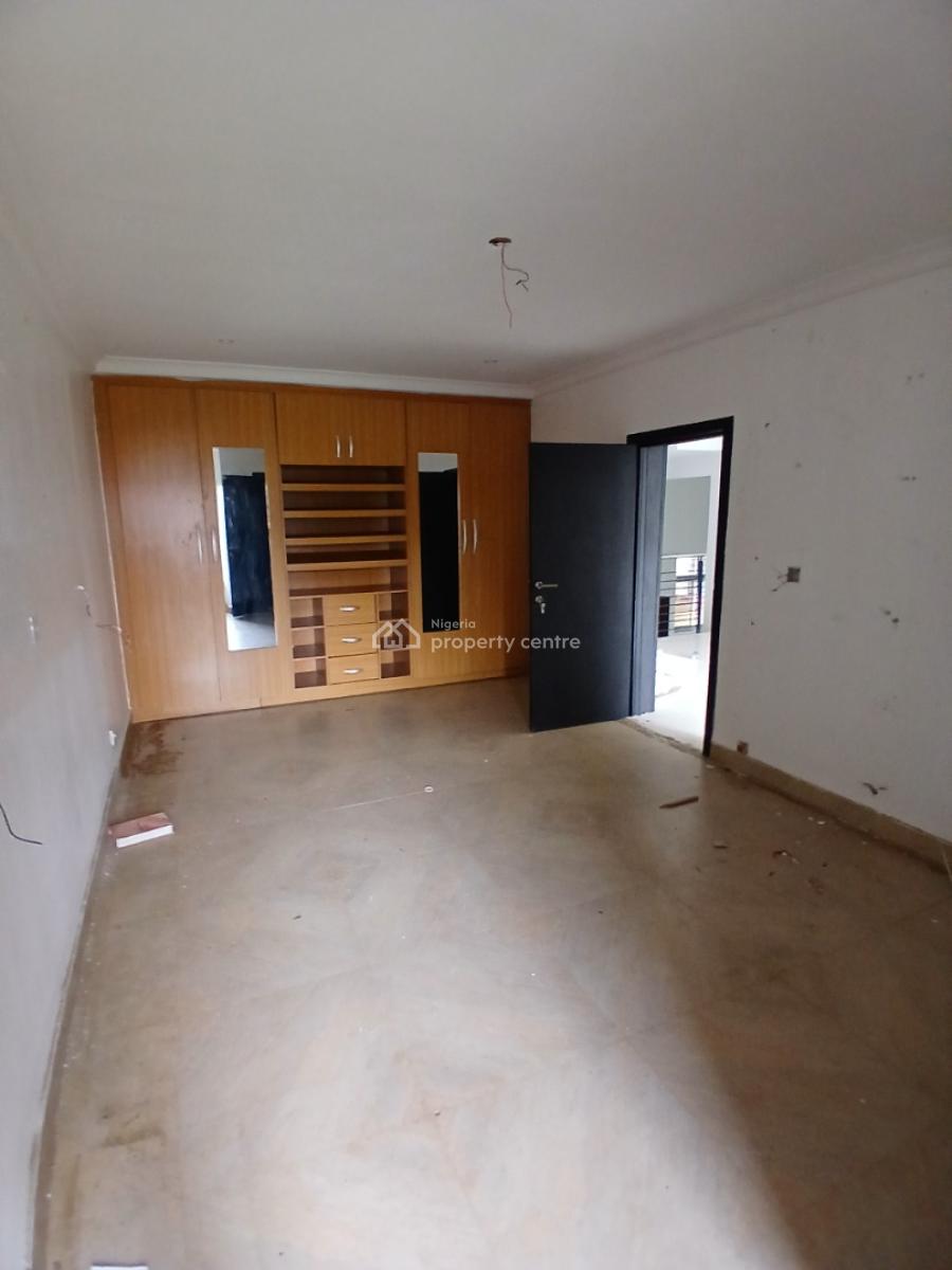 Serviced with 24/7 Power Supply 2 Bedroom En-suite Flat. It Will Waiti, Lekki Phase 1, Lekki, Lagos, Flat / Apartment for Rent