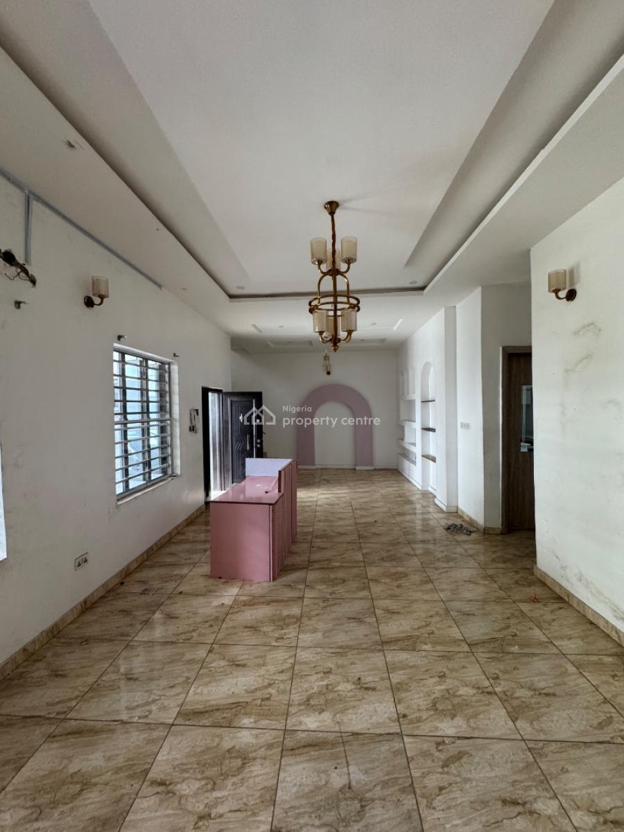 𝐌𝐀𝐈𝐍𝐓𝐀𝐈𝐍𝐄𝐃 4 𝐁𝐄𝐃𝐑𝐎𝐎𝐌 𝐓𝐄𝐑𝐑𝐀𝐂𝐄 𝐃𝐔𝐏𝐋𝐄𝐗, Orchid, Lekki, Lekki Phase 2, Lekki, Lagos, Terraced Duplex for Rent