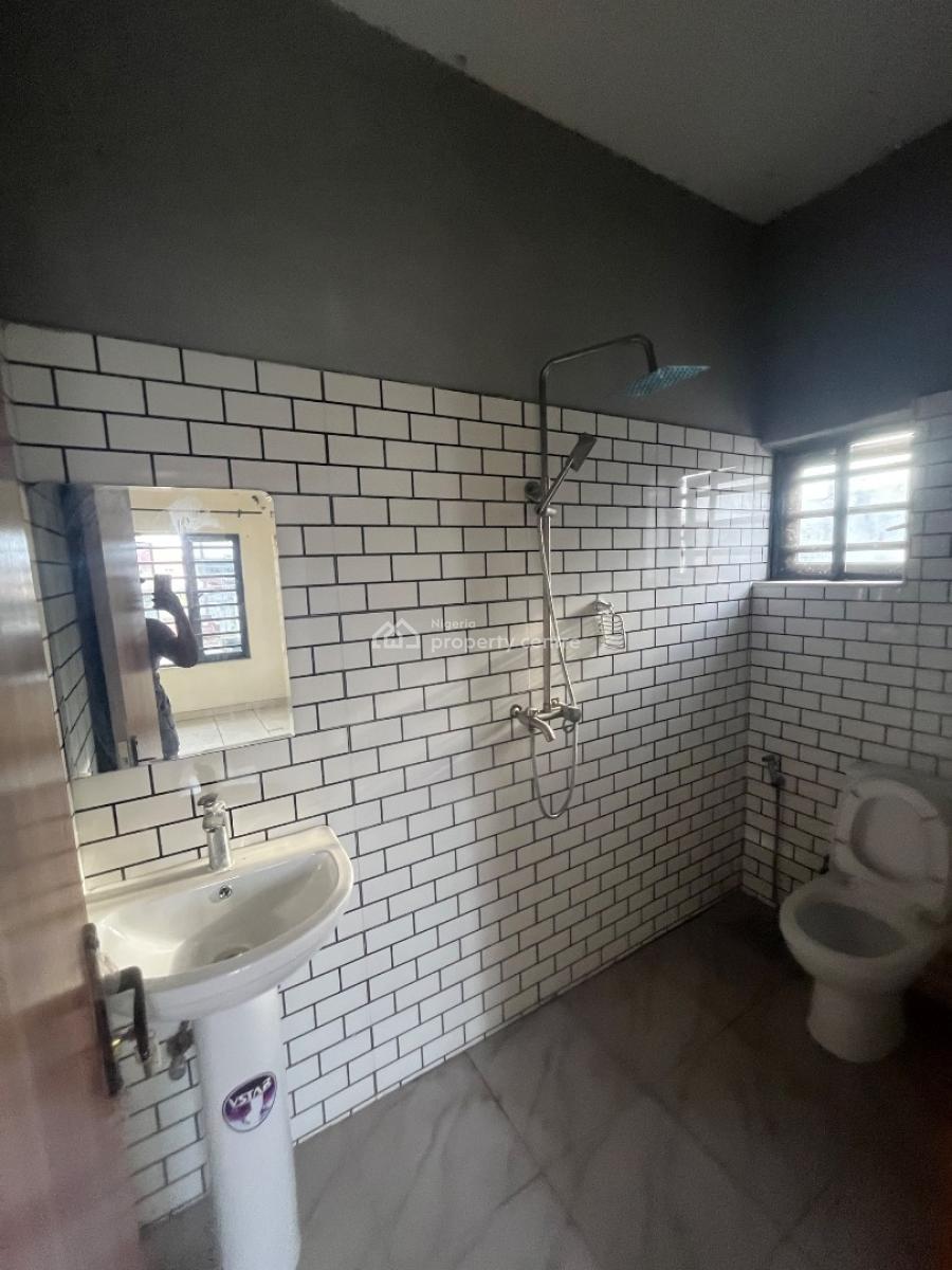Luxury Beautiful 2bedroom Flat in a Lovely Environment, Mobil Road Ilaje, Ajah, Lagos, Flat / Apartment for Rent