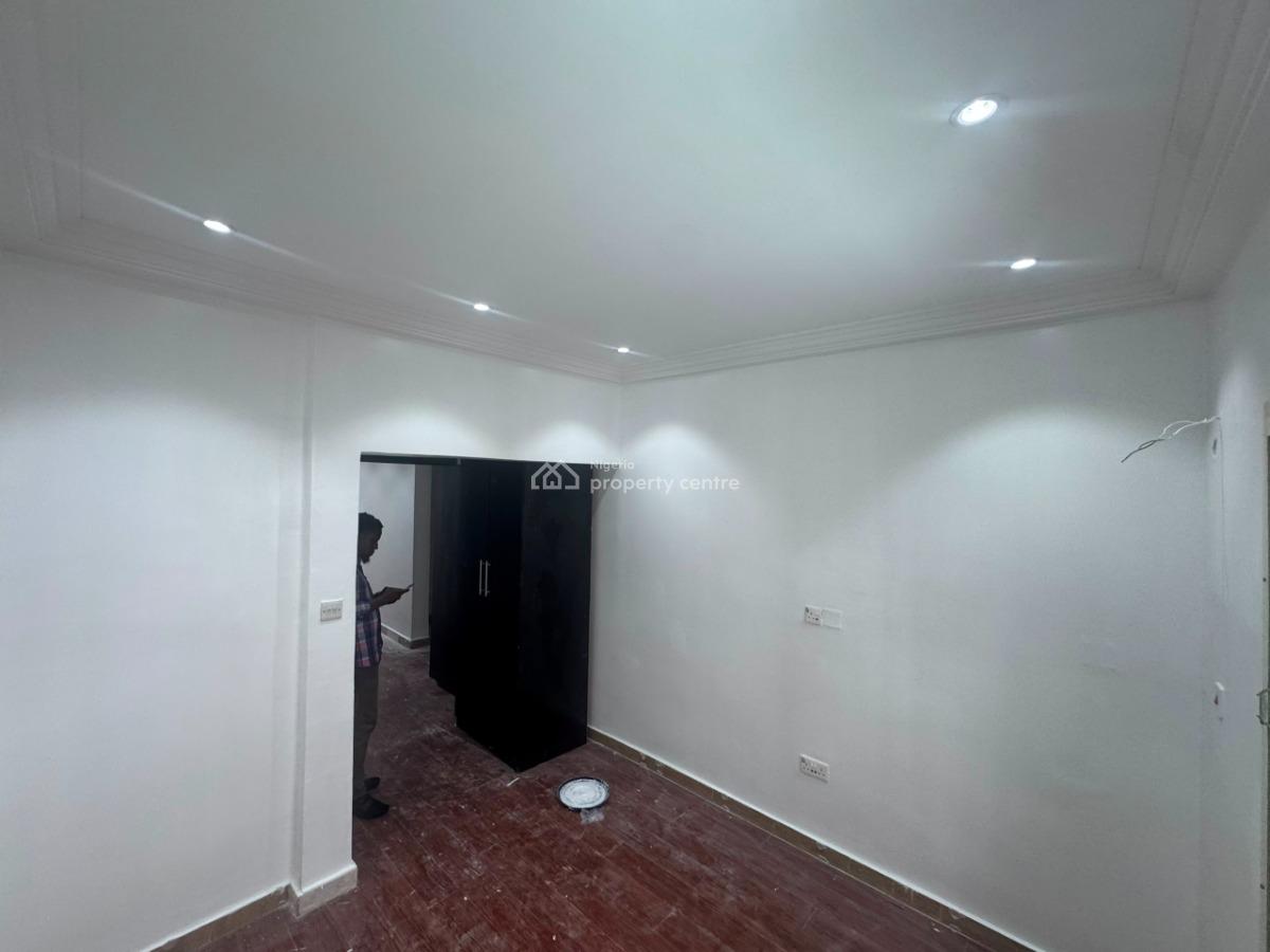 Newly Renovated 4 Units of 2 Bedroom Flat, Omorinre Johnson Lekki Phase One, Lekki, Lagos, Flat / Apartment for Rent