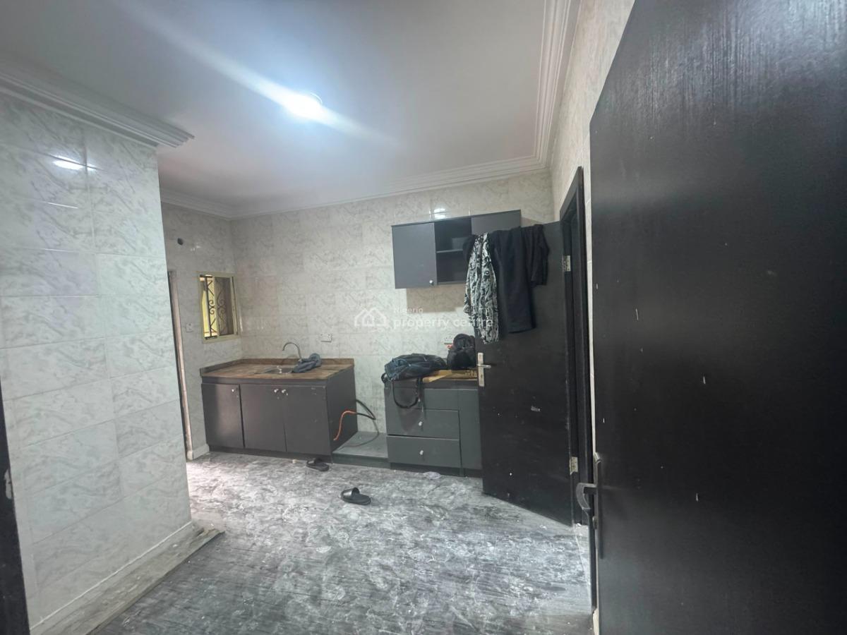 Newly Renovated 4 Units of 2 Bedroom Flat, Omorinre Johnson Lekki Phase One, Lekki, Lagos, Flat / Apartment for Rent