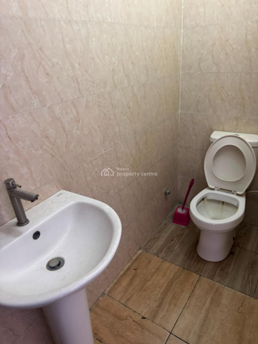 Newly Renovated 4 Units of 2 Bedroom Flat, Omorinre Johnson Lekki Phase One, Lekki, Lagos, Flat / Apartment for Rent