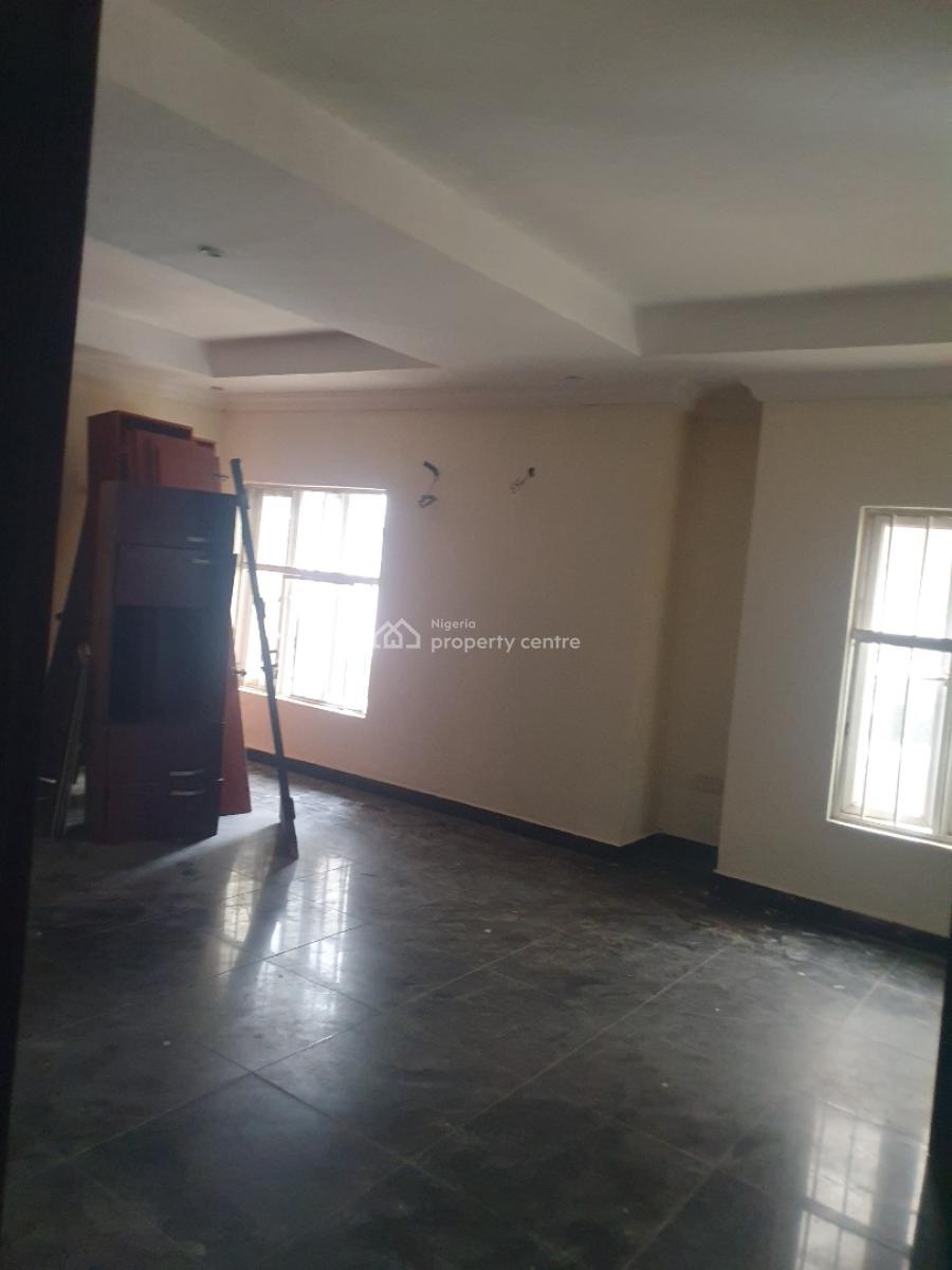 Spacious 3bedroom Flat with a Bq in a Well Developed Estate., Arepo, Berger, Arepo, Ogun, Flat / Apartment for Rent