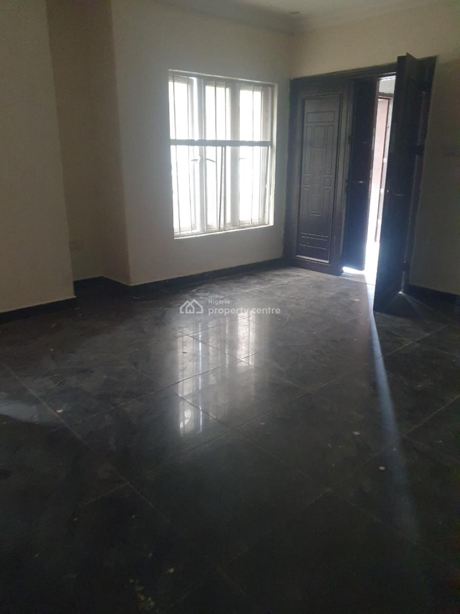 Spacious 3bedroom Flat with a Bq in a Well Developed Estate., Arepo, Berger, Arepo, Ogun, Flat / Apartment for Rent