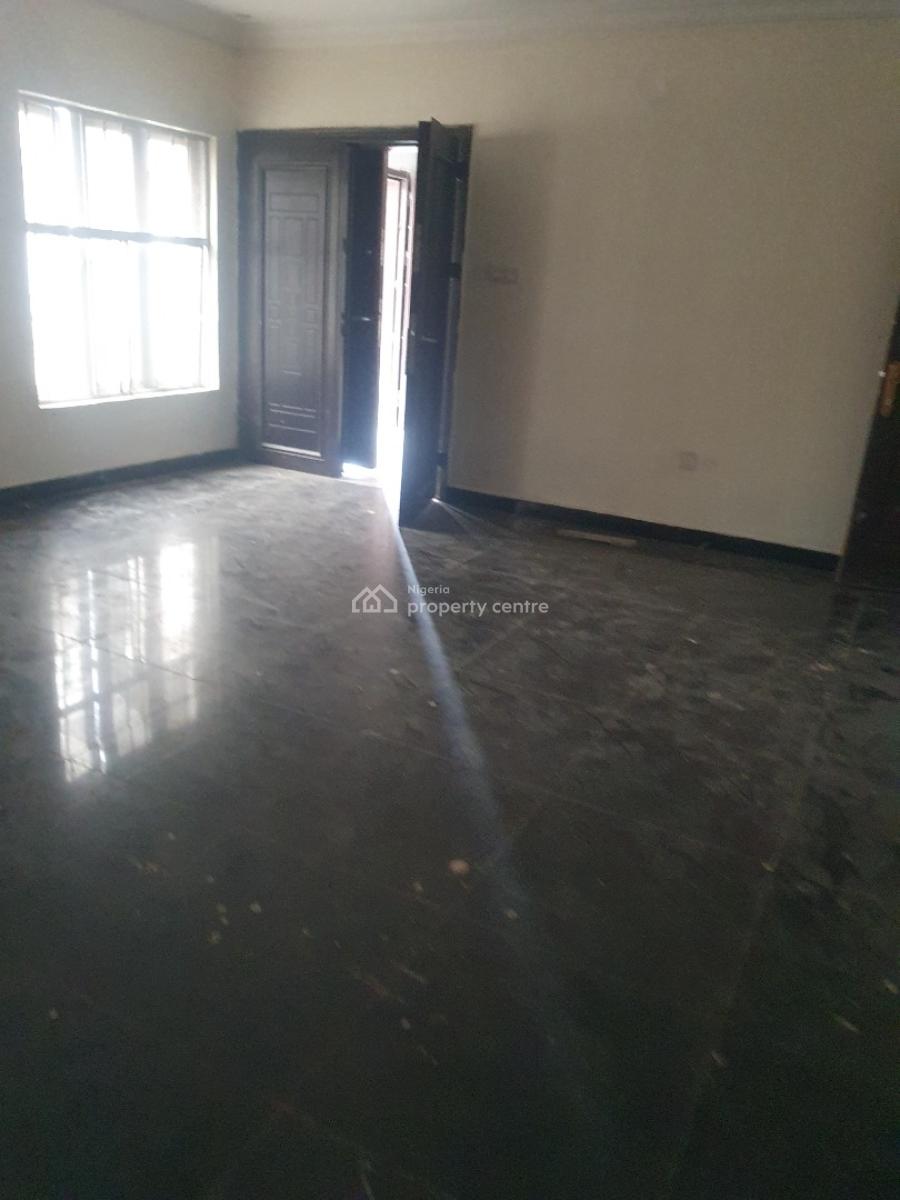 Spacious 3bedroom Flat with a Bq in a Well Developed Estate., Arepo, Berger, Arepo, Ogun, Flat / Apartment for Rent
