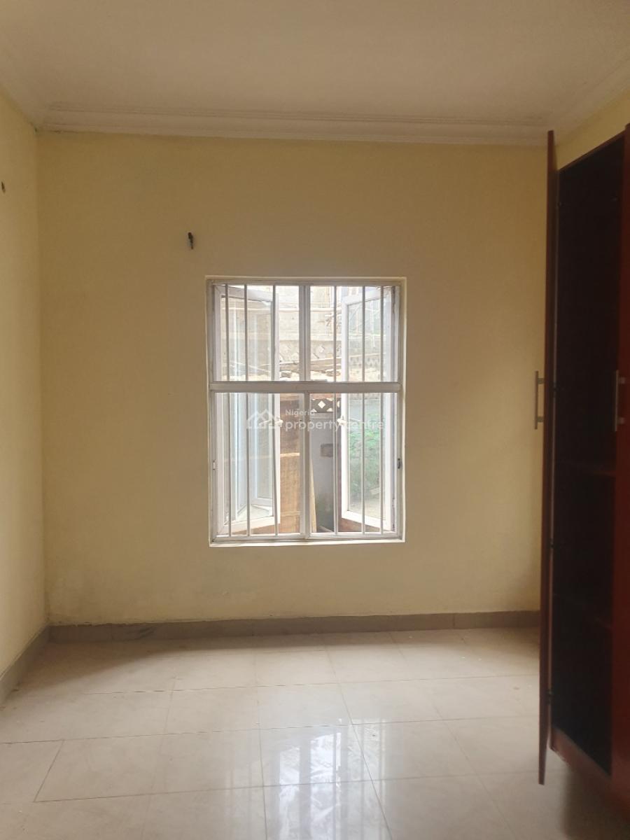 Spacious 3bedroom Flat with a Bq in a Well Developed Estate., Arepo, Berger, Arepo, Ogun, Flat / Apartment for Rent