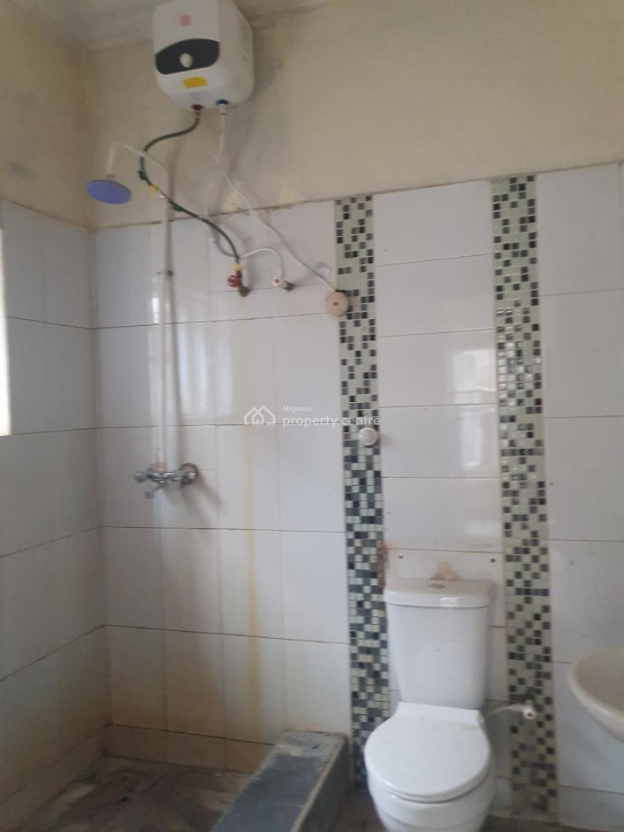 Spacious 3bedroom Flat with a Bq in a Well Developed Estate., Arepo, Berger, Arepo, Ogun, Flat / Apartment for Rent