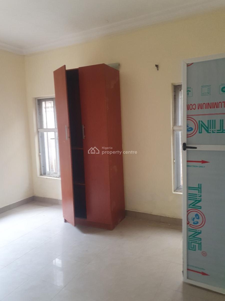 Spacious 3bedroom Flat with a Bq in a Well Developed Estate., Arepo, Berger, Arepo, Ogun, Flat / Apartment for Rent