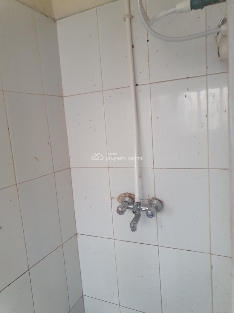Spacious 3bedroom Flat with a Bq in a Well Developed Estate., Arepo, Berger, Arepo, Ogun, Flat / Apartment for Rent
