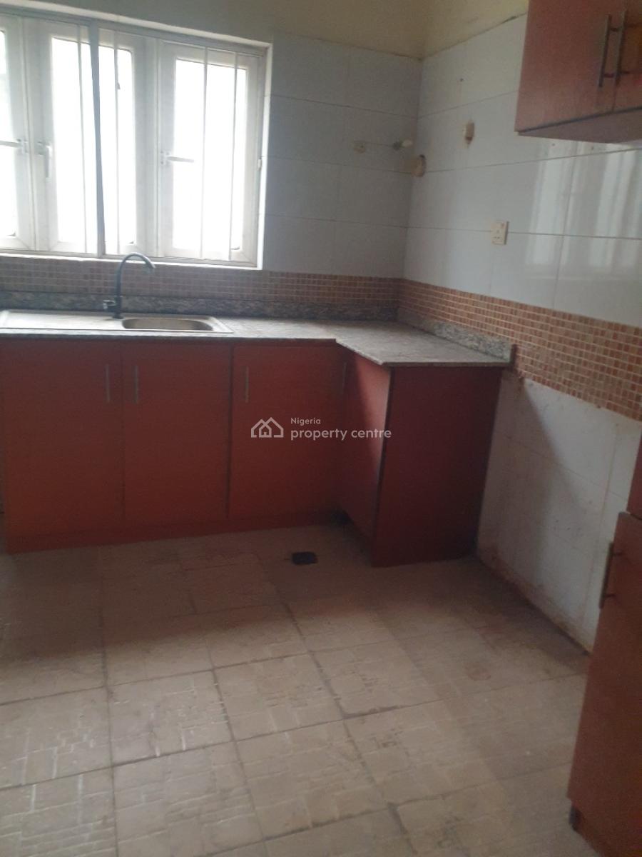Spacious 3bedroom Flat with a Bq in a Well Developed Estate., Arepo, Berger, Arepo, Ogun, Flat / Apartment for Rent