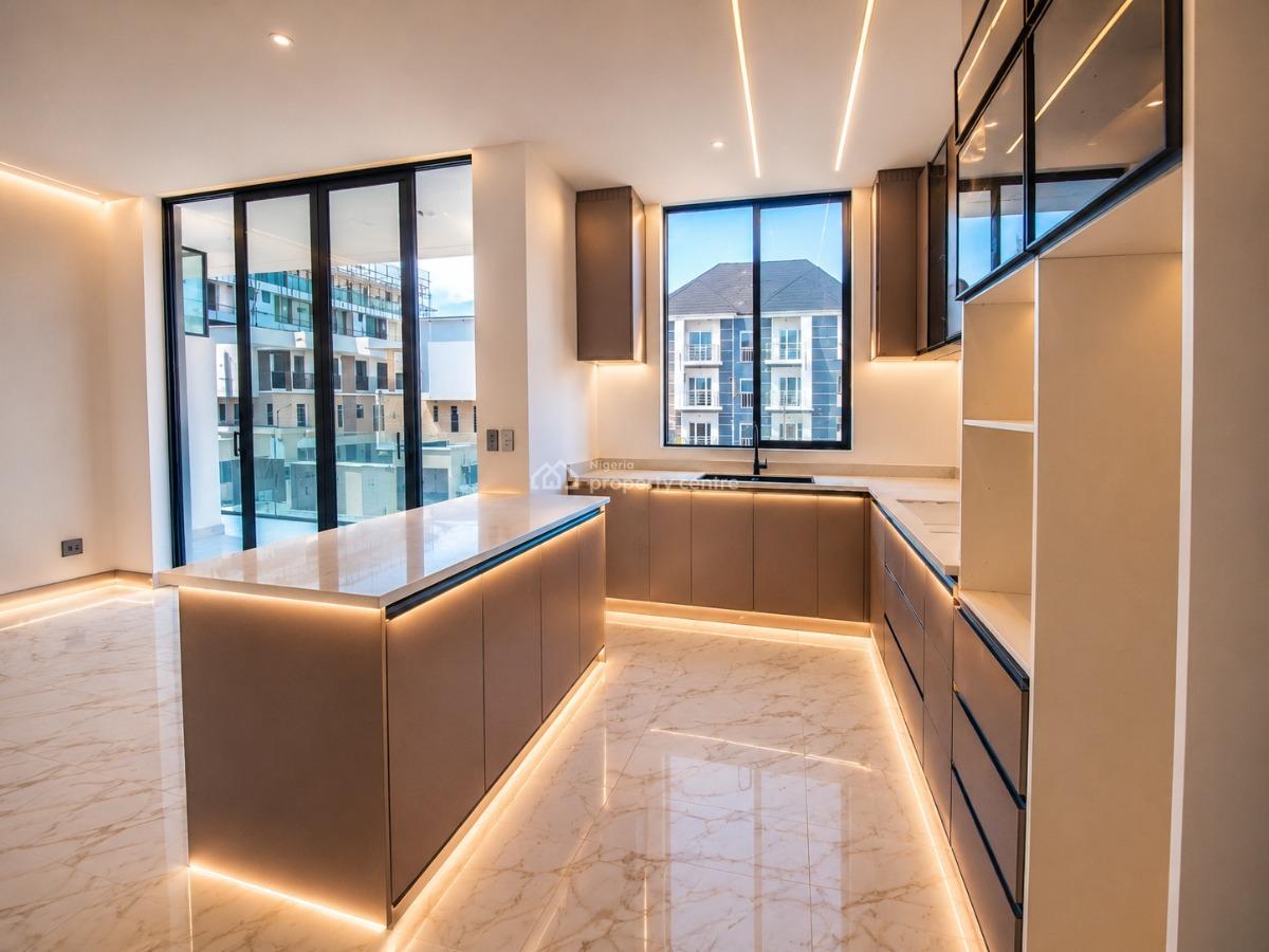 Luxury Brand New 2 Bedroom Apartment ,elevator, Right Side, Lekki Phase 1, Lekki, Lagos, Block of Flats for Sale