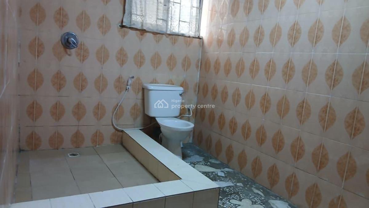 5bedroom Semi Detached House with Bq, Lekki Phase 1, Lekki, Lagos, Office Space for Rent