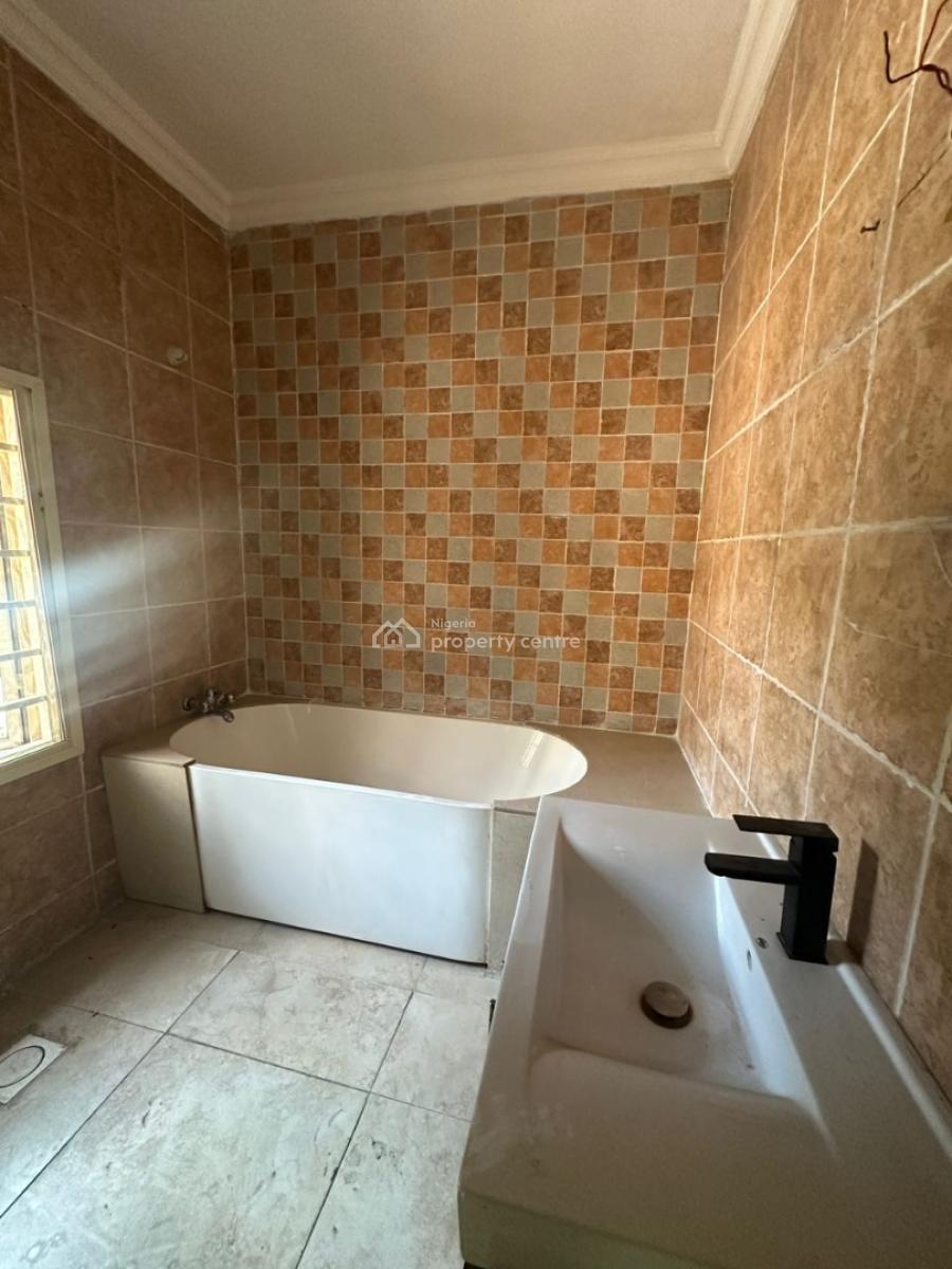 Spacious Newly Renovated 4-bedroom Apartment on The Ground Floor, Ikoyi, Lagos, Flat / Apartment for Rent