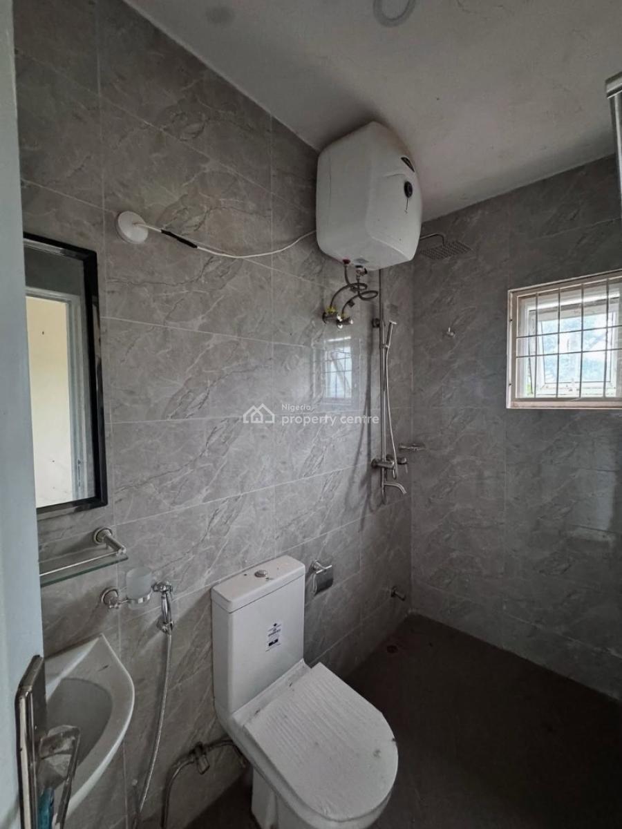 Spacious 3bedroom Apartment with Bq, Galadimawa, Tarred Road, Galadimawa, Abuja, Flat / Apartment for Sale