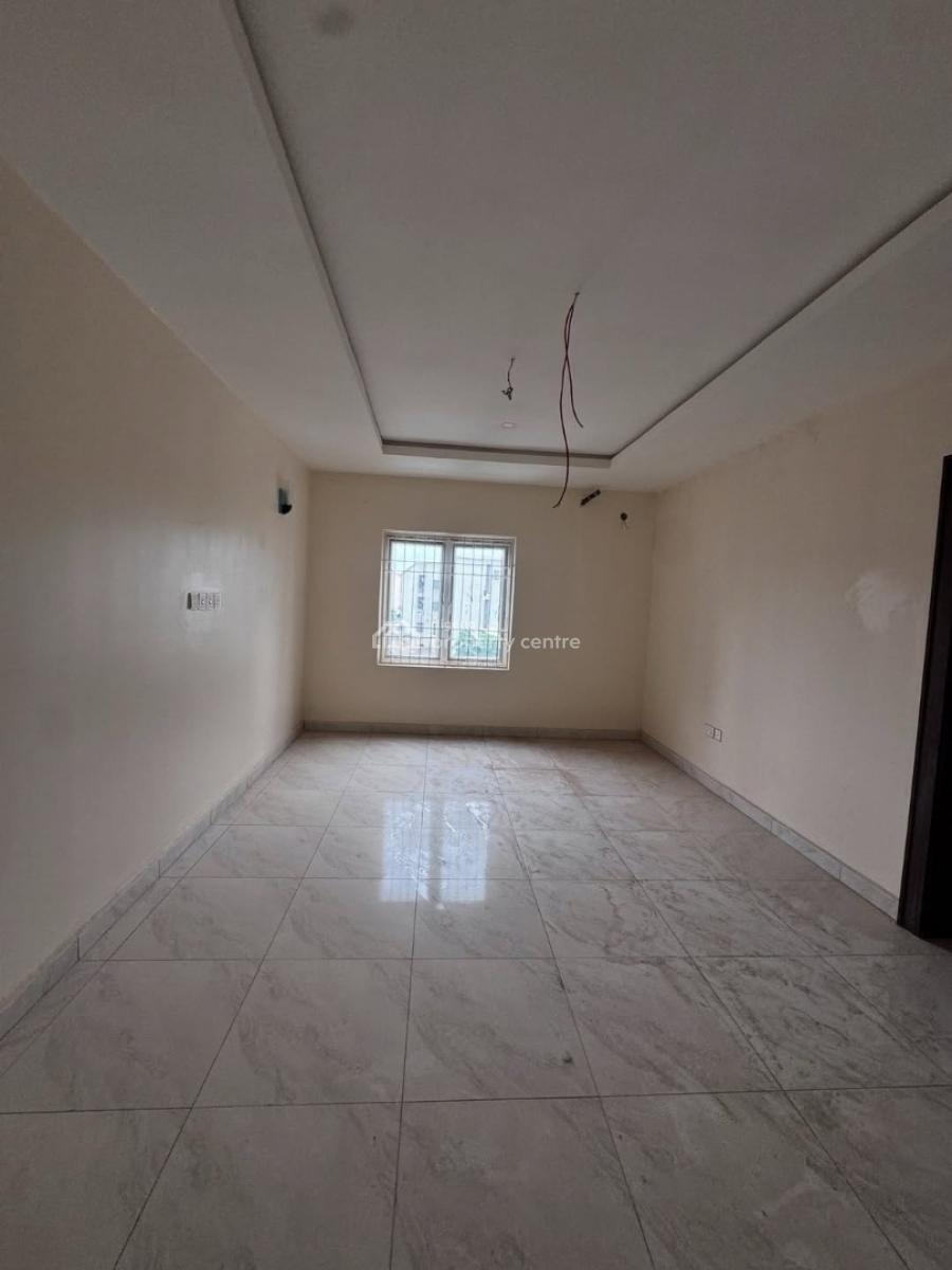 Spacious 3bedroom Apartment with Bq, Galadimawa, Tarred Road, Galadimawa, Abuja, Flat / Apartment for Sale